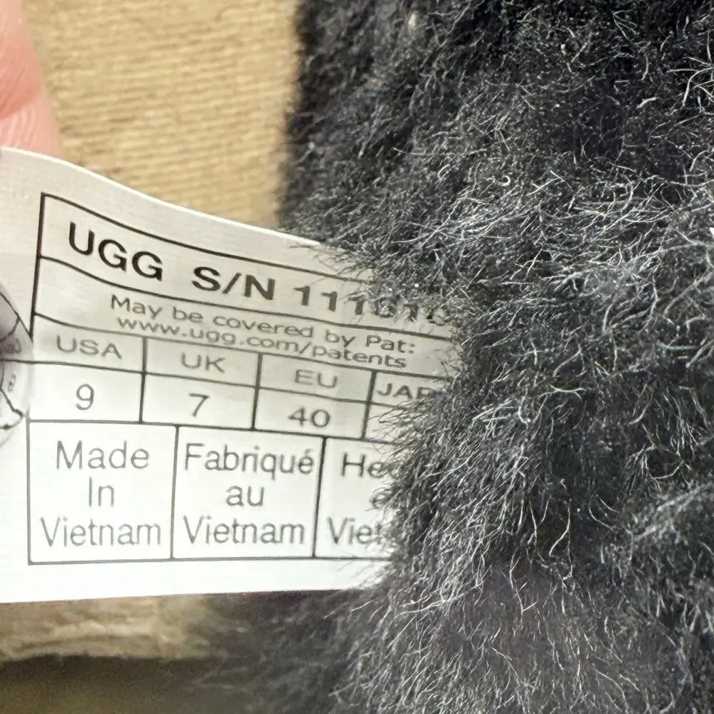 UGG Womens Classic Ultra Mini Booties US 9 U 40 Black Suede GUC